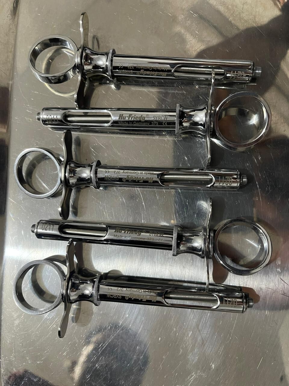 Lot of 5 Hu-Friedy CW Style Dental Anesthetic Aspirating 1.8ml Syringe SYRCW