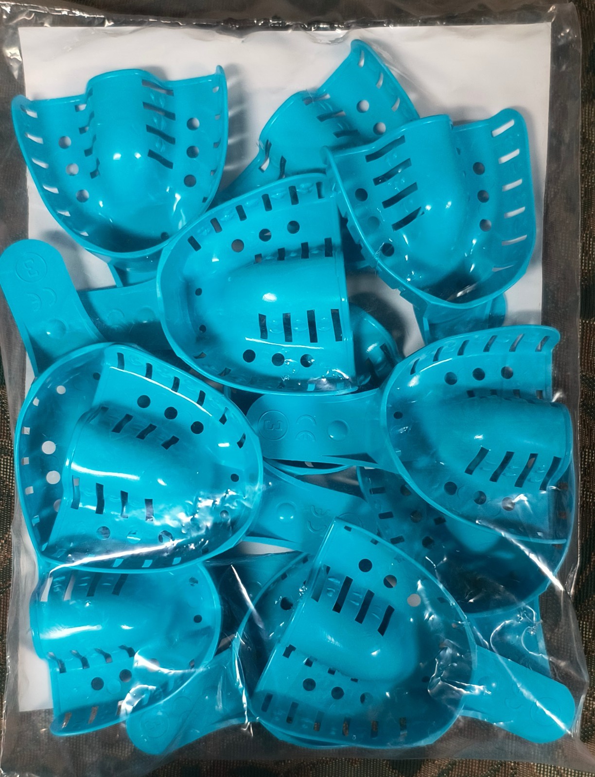 Henry Schein Perforated Dental Impression Trays Medium Upper 12 Pack 900-4565