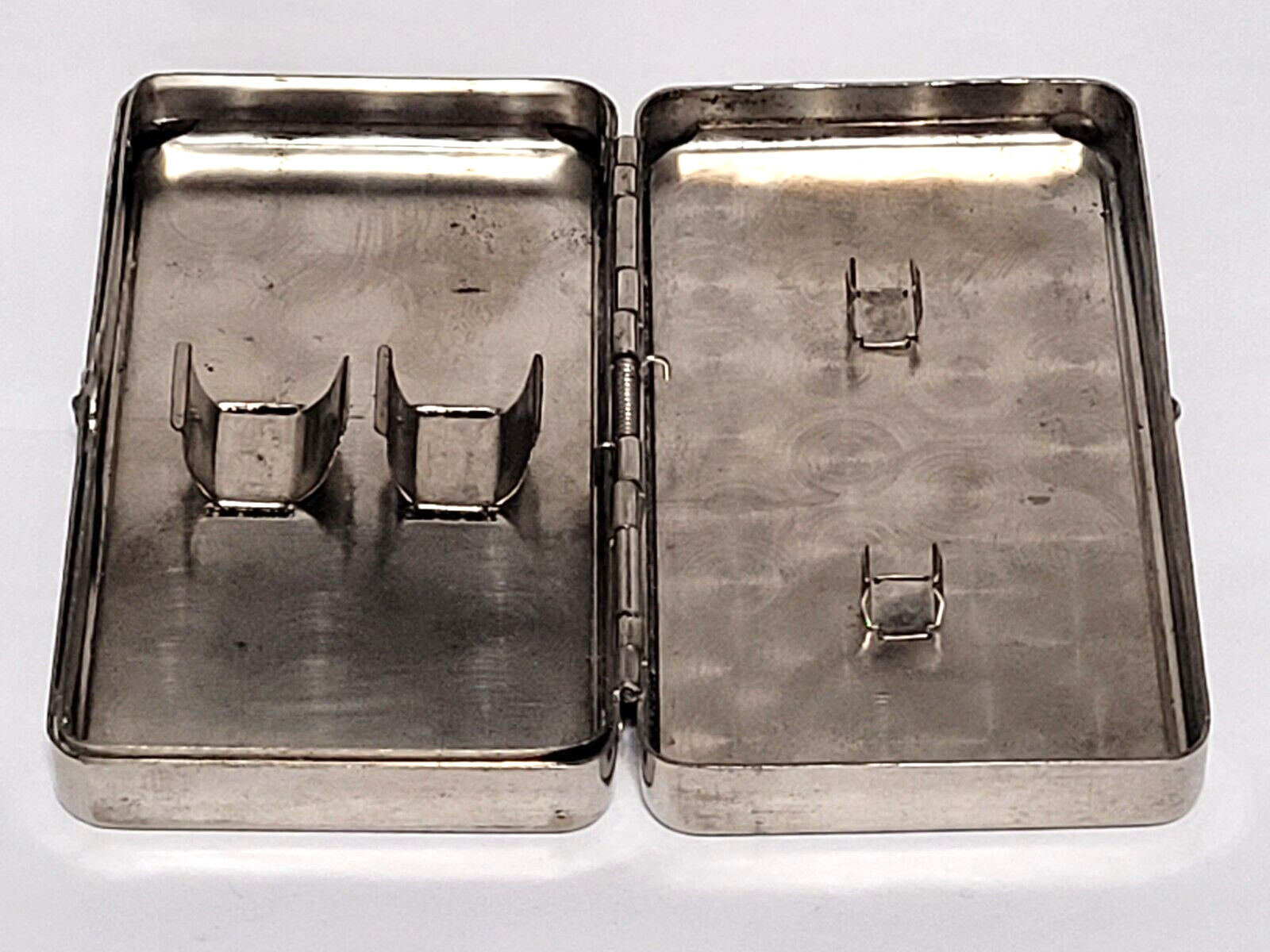 Vtg RARE B&D (Becton Dickinson) Hypodermic needle Silver / Nickel carry case