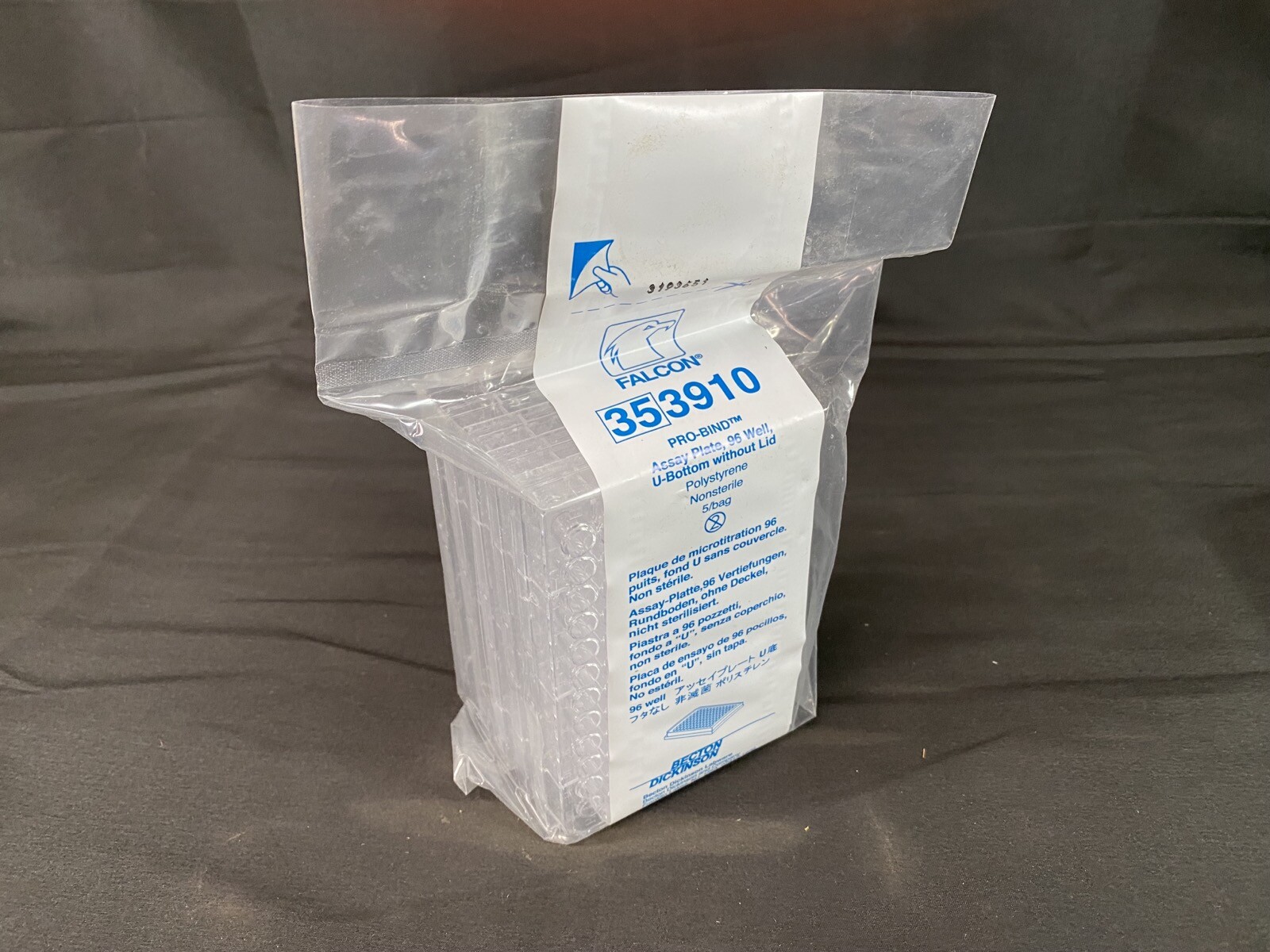 FALCON Polystyrene 96-Well Clear Round-Bottom Pro-Bind Microplate 353910 (5/pk)