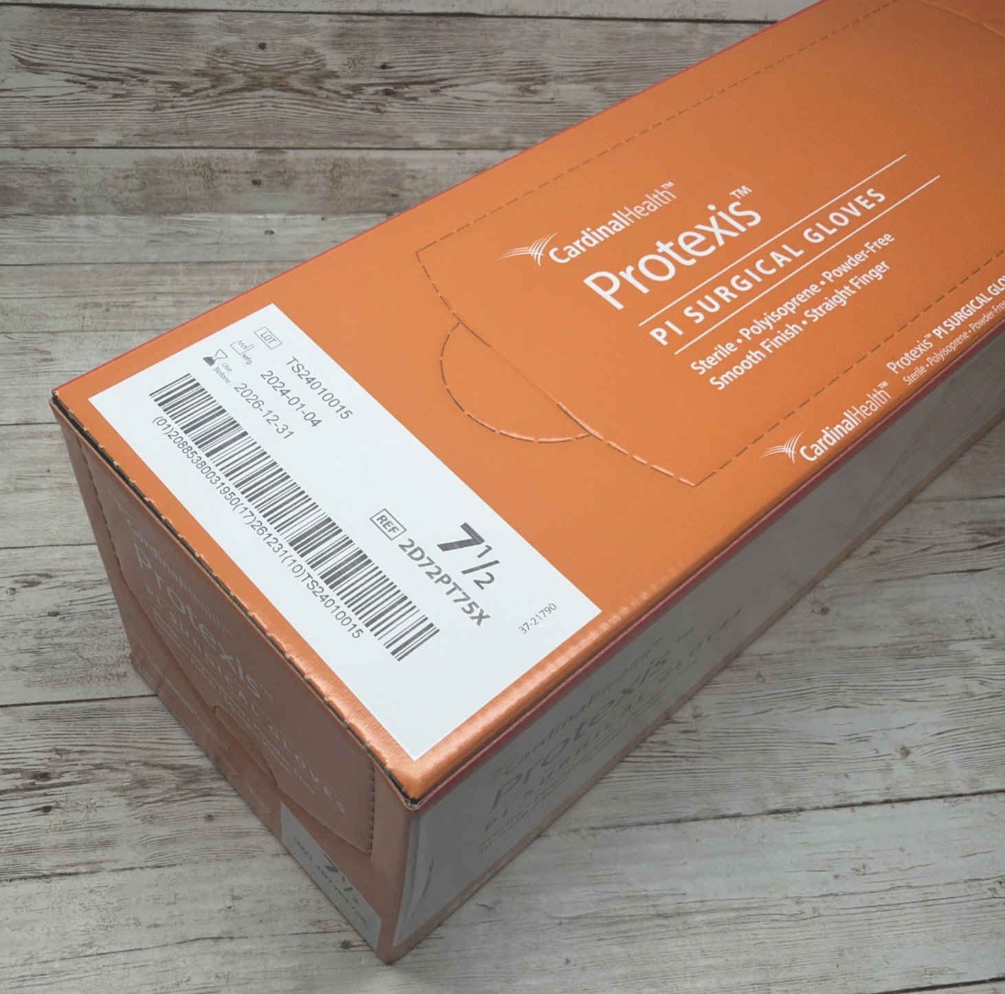 Protexis PI Surgical Gloves *1 CASE 200 Pair* Cardinal Size: 7.5 Exp: 12/26