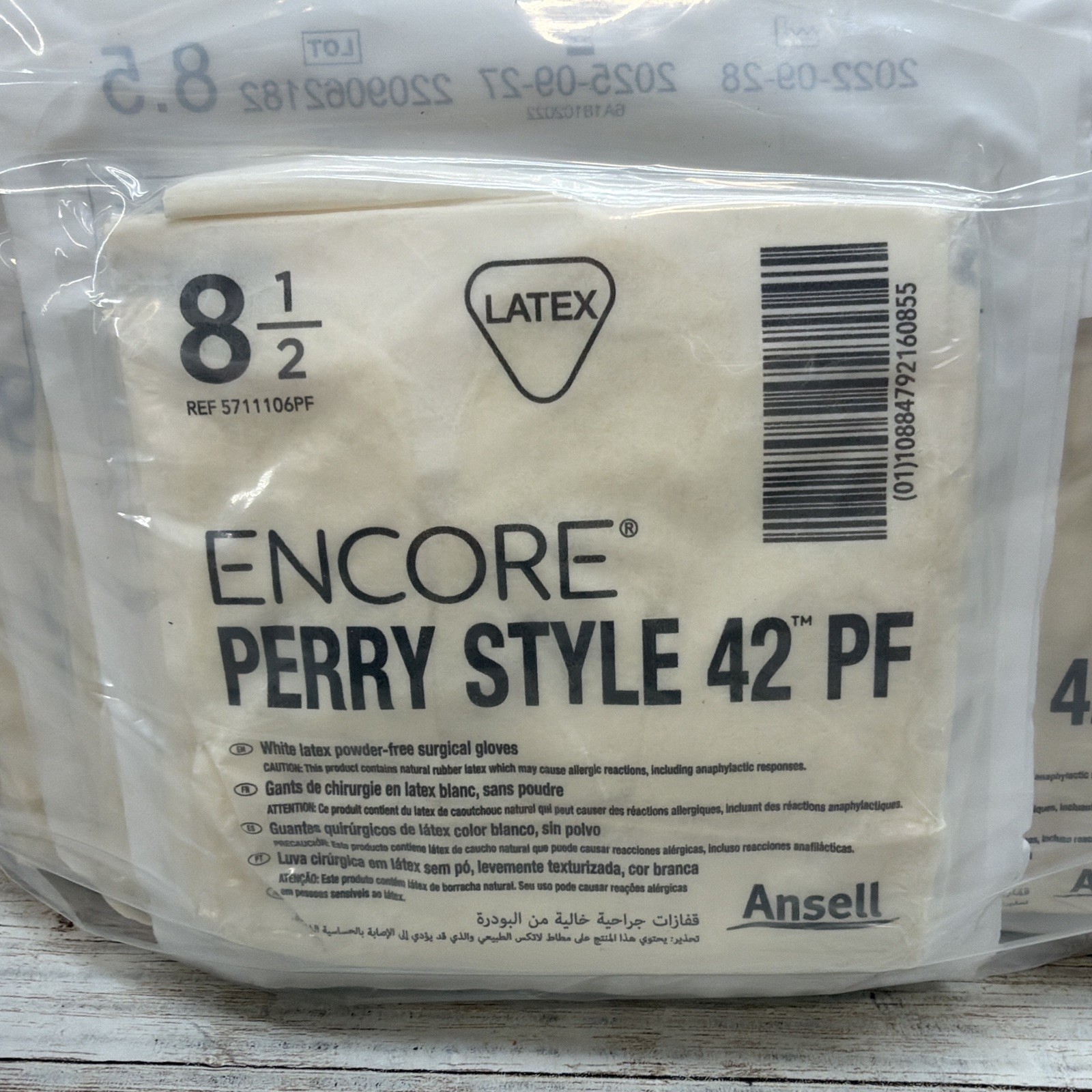 Encore Perry Style 42 PF Surgical Gloves *31 Pair* Size: 8.5 Ansell *See Date*