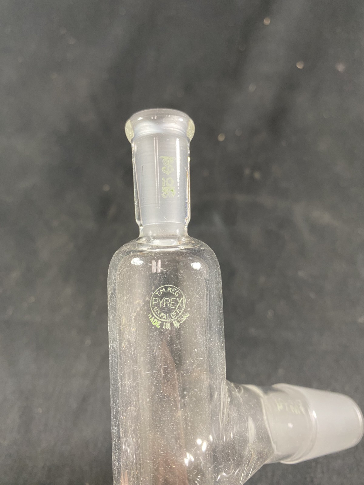 PYREX Glass 10/30 24/40 Joint 75° Three-Way Distillation Adapter 8980-24