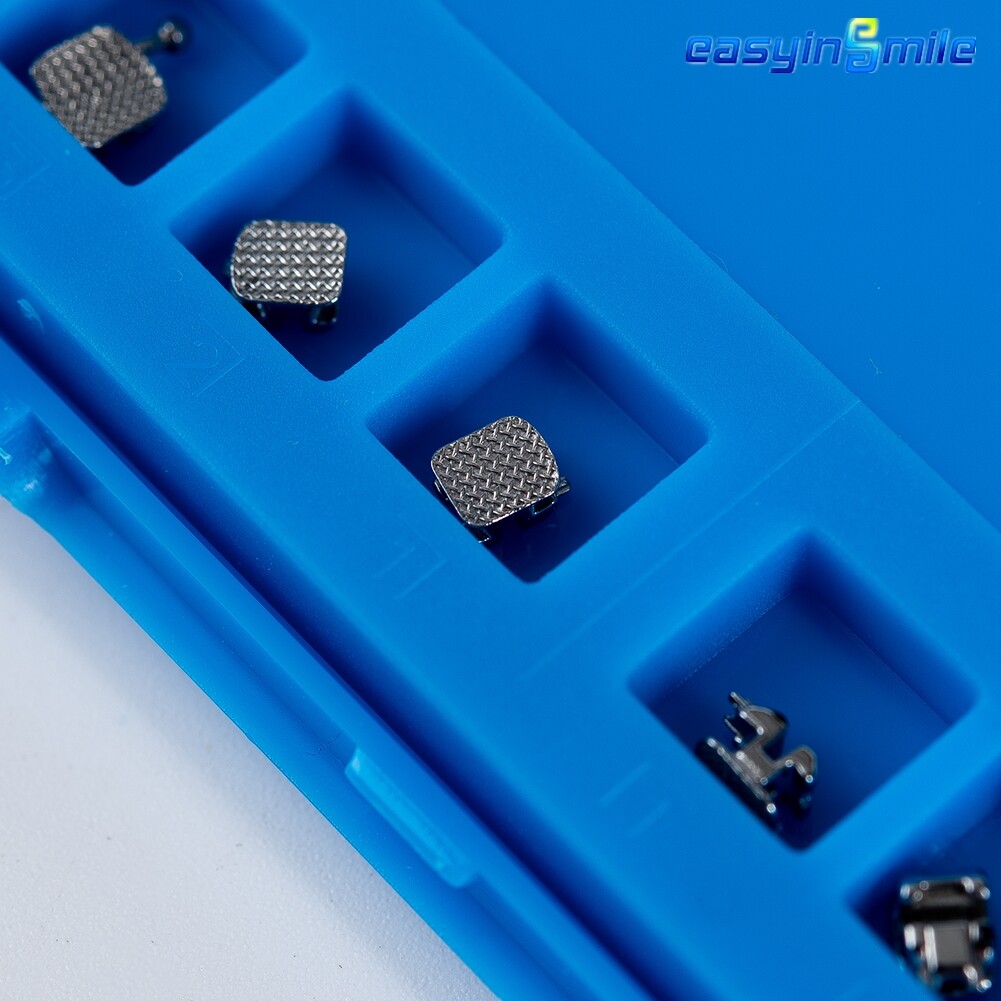 Easyinsmile Dental Orthodontic Self-ligating Metal Brackets MBT 3 with hook 022