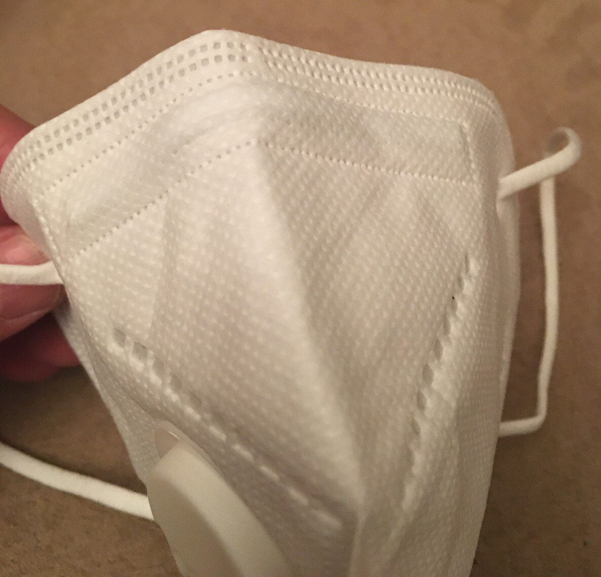 Face Mask KN 95 With “BREATHING VALVE”.Box Of 20 New Masks.USA Authorized Seller