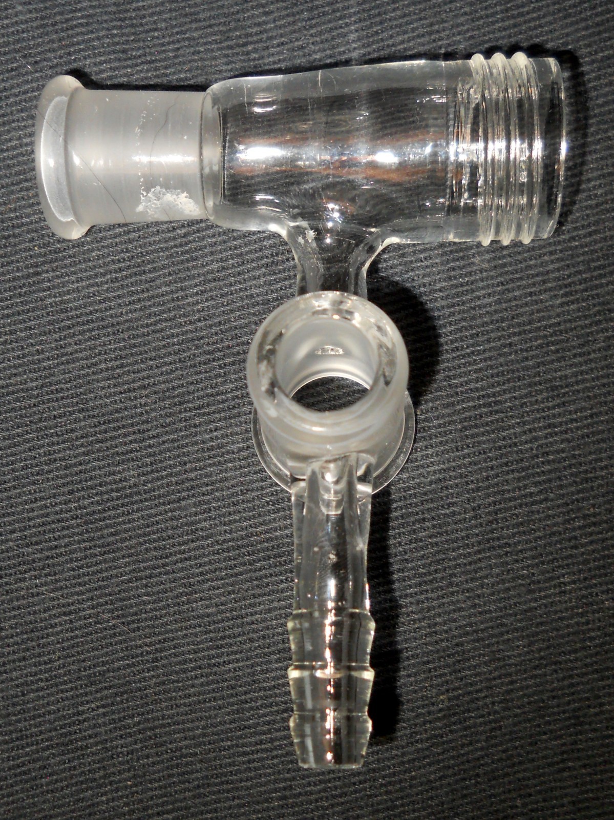 Glass Flow Control Vacuum Adapter, 14/20 Outer Joint & 24-400 Thread Joint, Chip