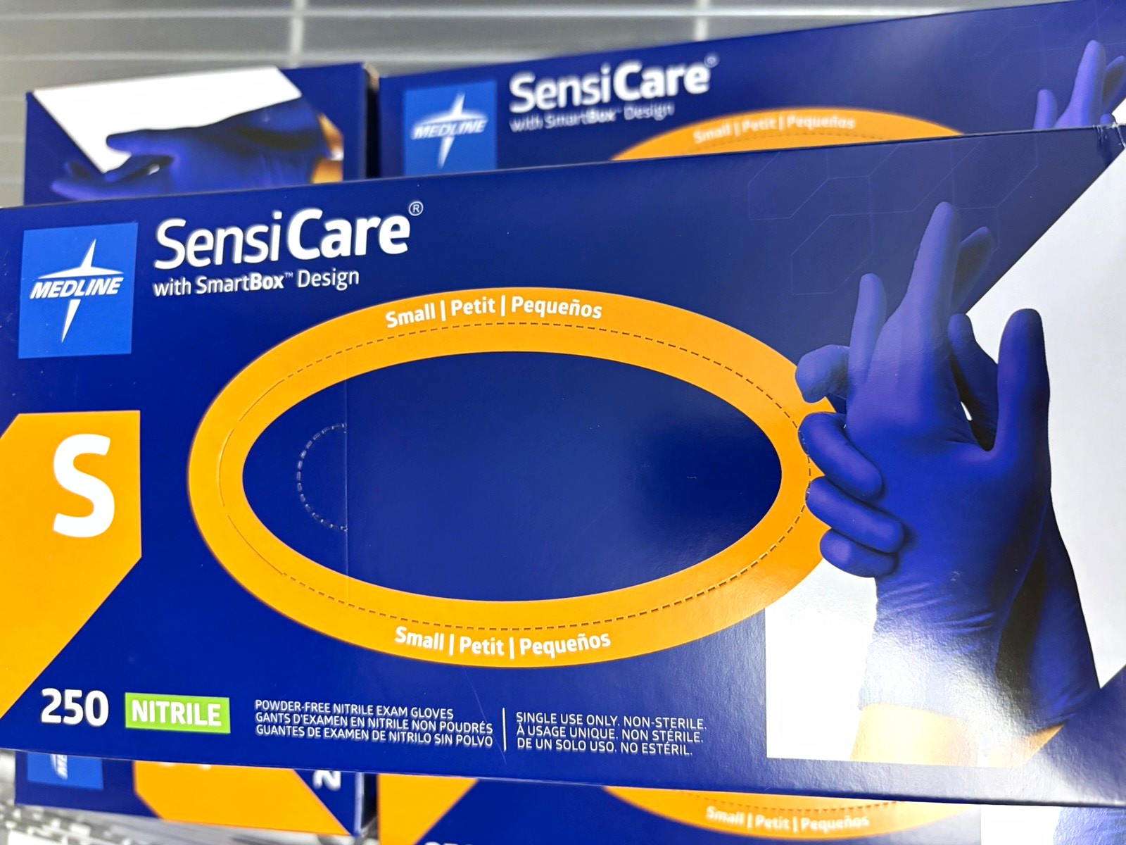 Medline SensiCare Nitrile Exam Gloves Powder-Free Small 250ct Exp 01/2026